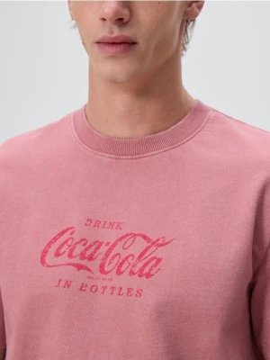 Reserved - T-shirt z nadrukiem Coca-Cola - brudny róż