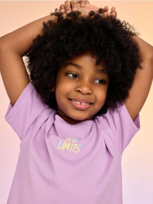 Reserved - T-shirt z nadrukiem na plecach - fioletowy