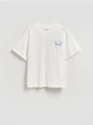 Reserved - T-shirt z nadrukiem na plecach - złamana biel