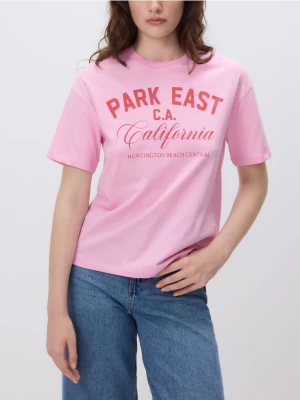 Reserved - T-shirt z nadrukiem - różowy