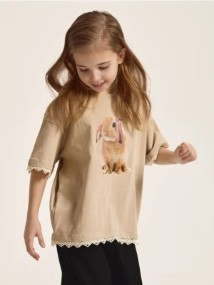 Reserved - T-shirt z nadrukiem - warm olive
