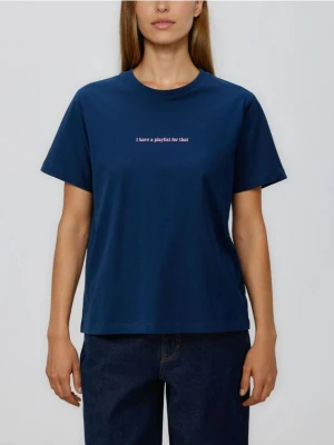 Reserved - T-shirt z napisem - granatowy