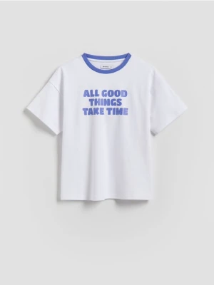 Reserved - T-shirt z napisem - złamana biel
