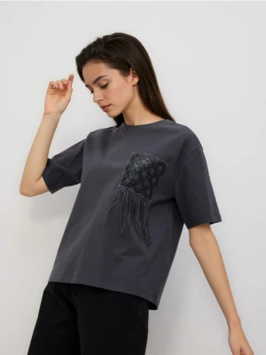 Reserved - T-shirt z ozdobnym detalem - ciemnoszary