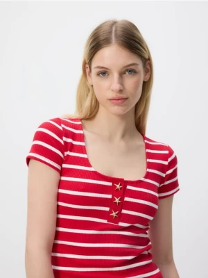 Reserved - T-shirt z ozdobnymi guzikami - wielobarwny