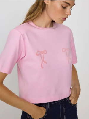 Reserved - T-shirt z poduszkami na ramionach - różowy