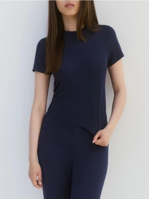 Reserved - T-shirt z wiskozą - granatowy