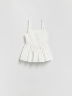 Reserved - Top z baskinką - biały