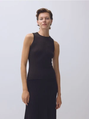 Reserved - Top z prążkowanej dzianiny - brązowy