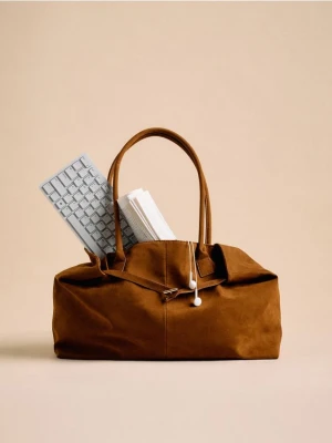 Reserved - Torebka shopper z imitacji zamszu - brązowy