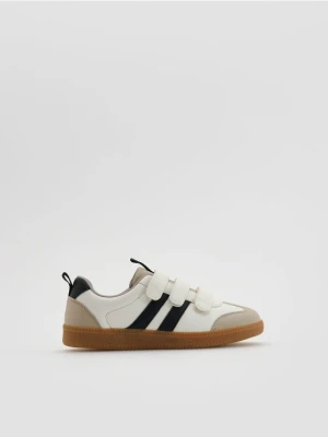 Reserved - Trampki na rzepy - złamana biel