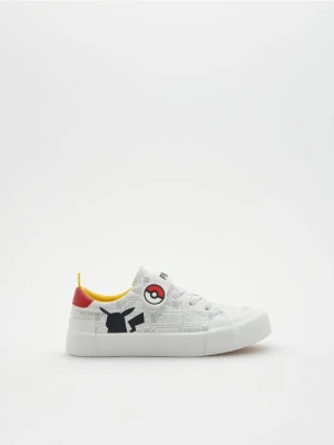 Reserved - Trampki Pokémon - biały