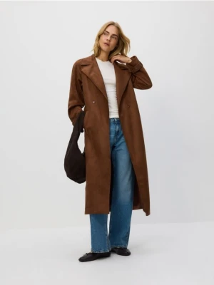 Reserved - Trencz z imitacji zamszu - brązowy