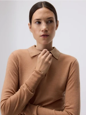 Reserved - Wełniana bluzka - brązowy