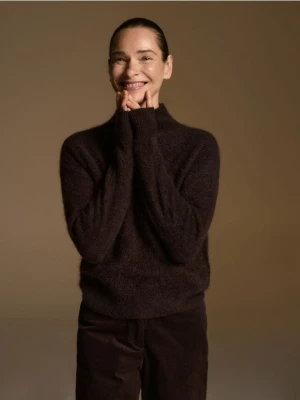 Reserved - Wełniany golf z dodatkiem kaszmiru - ciemnobrązowy