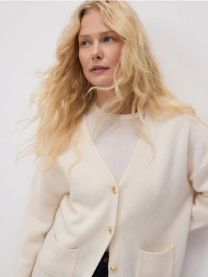 Reserved - Wełniany kardigan - kremowy