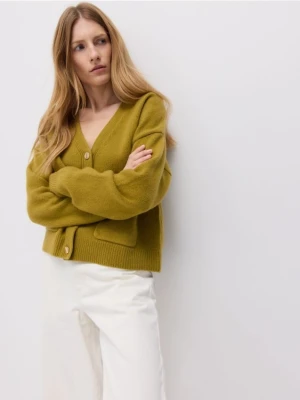 Reserved - Wełniany kardigan z kieszeniami - oliwkowy