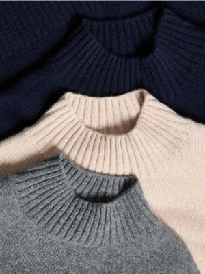 Reserved - Wełniany sweter - szary