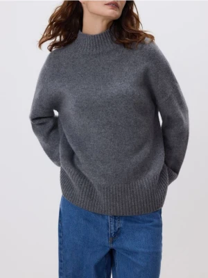 Reserved - Wełniany sweter - szary