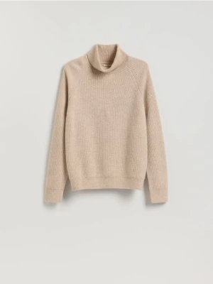 Reserved - Wełniany sweter z golfem - beżowy