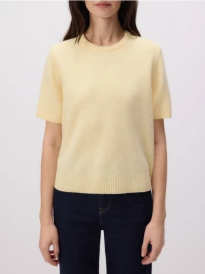 Reserved - Wełniany sweter z krótkimi rękawami - jasnożółty