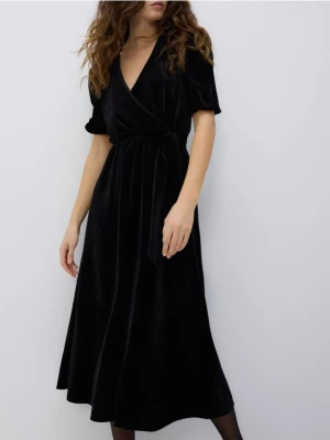 Reserved - Welurowa sukienka midi - czarny