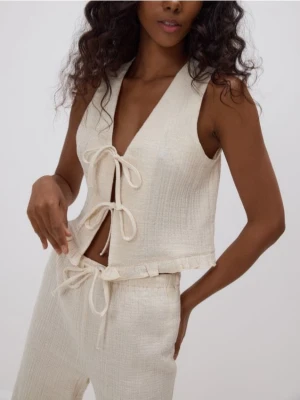 Reserved - Wiązana kamizelka z domieszką lnu - beżowy