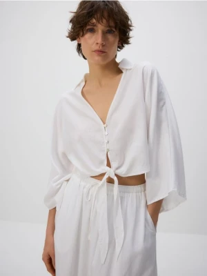 Reserved - Wiązana koszula z lnem - biały