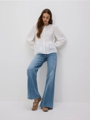 Reserved - Wiskozowa bluzka z plisą - złamana biel