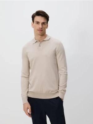 Reserved - Wiskozowy sweter polo - beżowy