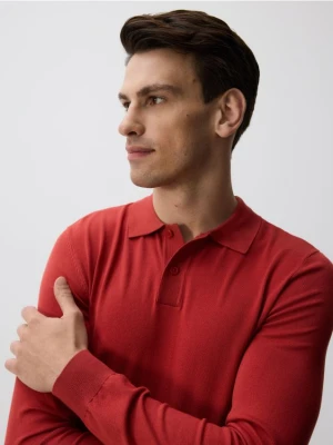 Reserved - Wiskozowy sweter polo - intenstywna czerwień
