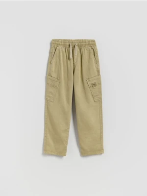 Reserved - Wysokoelastyczne spodnie regular - beżowy