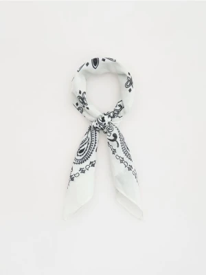 Reserved - Wzorzysta bandana - biały