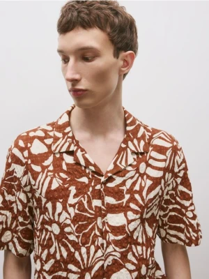 Reserved - Wzorzysta koszula comfort fit - ciemnobrązowy