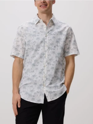 Reserved - Wzorzysta koszula regular fit - biały