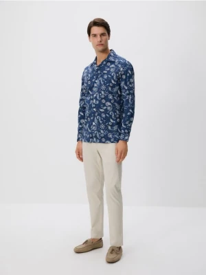 Reserved - Wzorzysta koszula regular fit - granatowy
