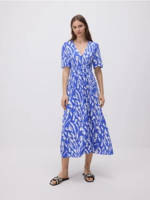 Reserved - Wzorzysta sukienka midi - jasnoniebieski
