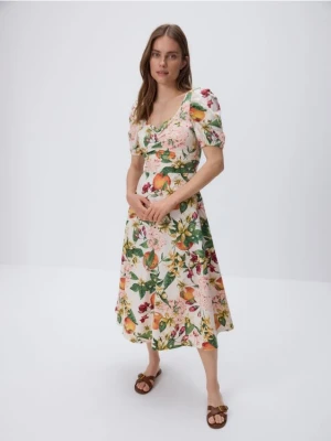 Reserved - Wzorzysta sukienka midi - wielobarwny