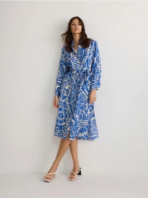 Reserved - Wzorzysta sukienka midi z wiskozy - niebieski