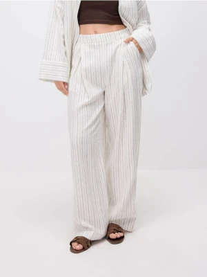 Reserved - Wzorzyste spodnie z lnem - wielobarwny