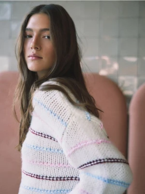 Reserved - Wzorzysty sweter - wielobarwny
