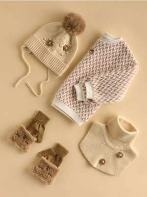 Reserved - Wzorzysty sweter - złamana biel