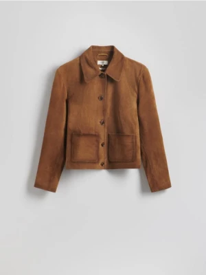 Reserved - Zamszowa kurtka z kieszeniami - kremowy