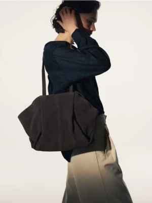 Reserved - Zamszowa torebka shopper - brązowy