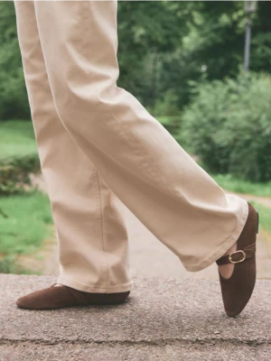 Reserved - Zamszowe baleriny z paskiem - brązowy