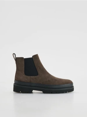 Reserved - Zamszowe botki - brązowy