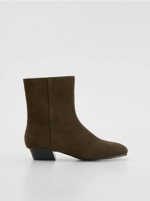 Reserved - Zamszowe botki kowbojki - ciemnobrązowy