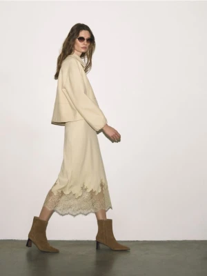 Reserved - Zamszowe botki na obcasie - beżowy