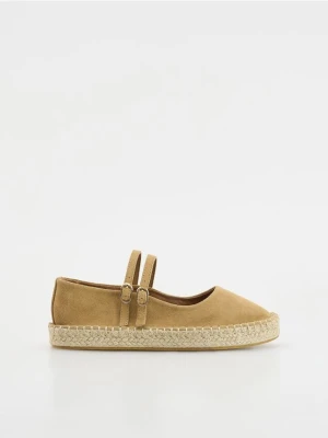 Reserved - Zamszowe espadryle - beżowy