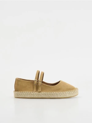 Reserved - Zamszowe espadryle - beżowy